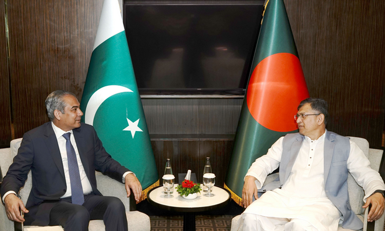 Bangladesh, Pakistan discuss security and mutual cooperation