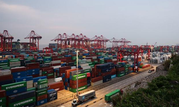 China trade beats forecasts in April despite Mideast war