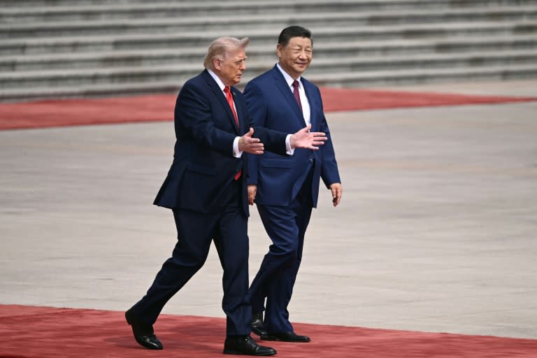 Tech stocks rally rolls on as US-China talks underway