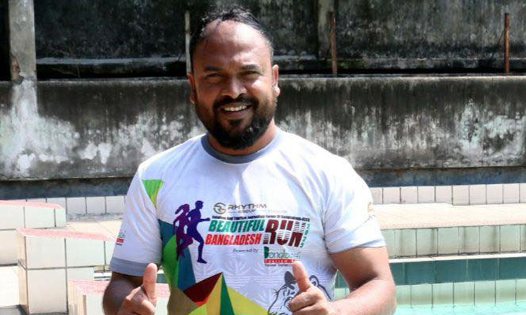 Baten Biplob emerges champion in DRU Swimming 
