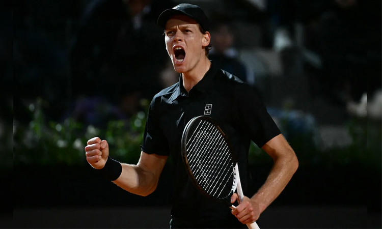 Sinner's bid to reach Italian Open final held up by Roman rain