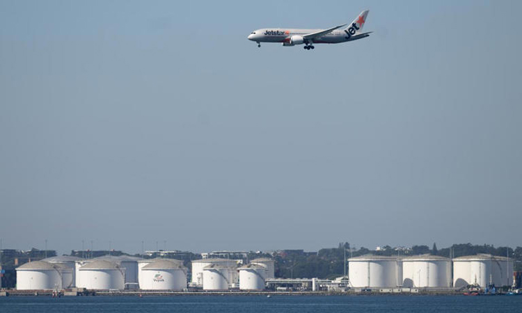 Australia secures jet fuel from China to keep flying in energy squeeze