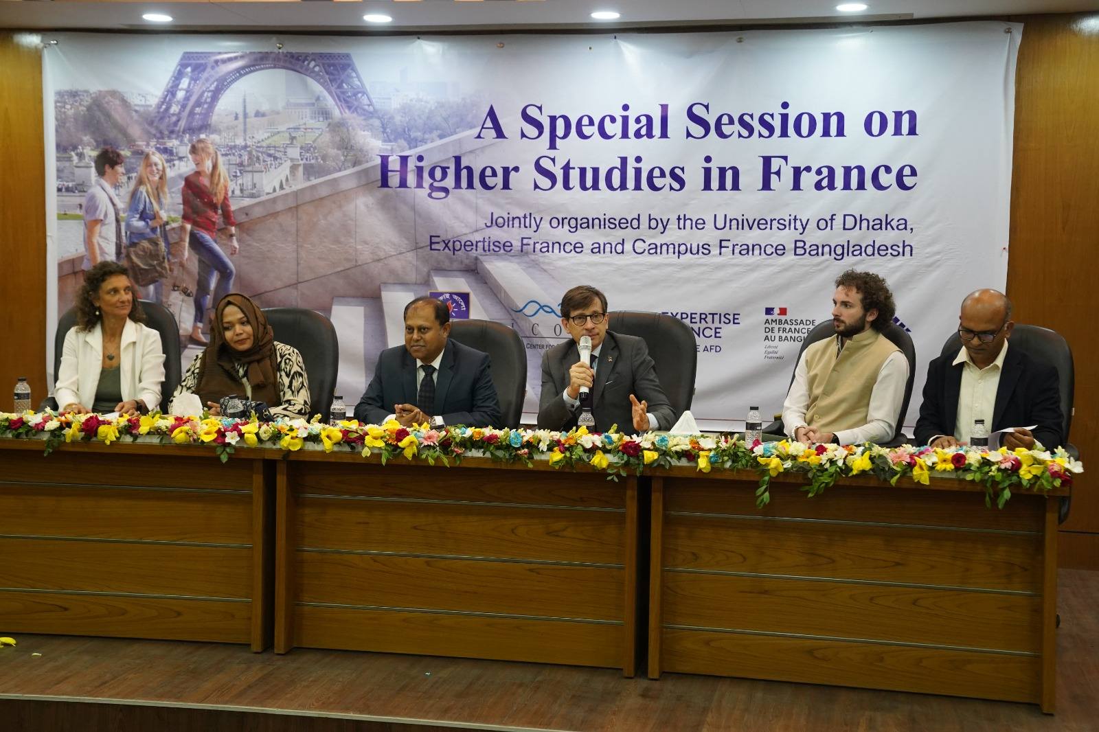 Envoy encourages Bangladeshi students pursuing education in France 