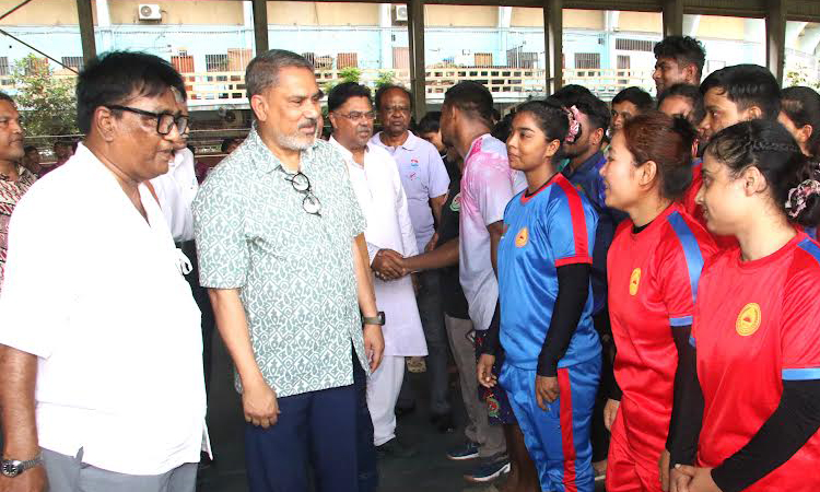Ansar dominate opening day in national services wrestling