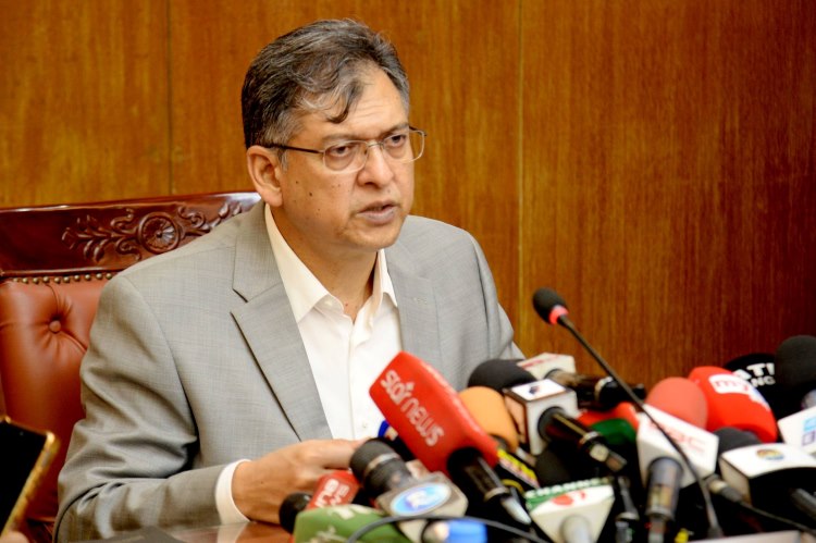 Govt wants Sheikh Hasina back through legal procedure: Salahuddin 