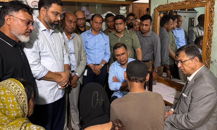 PM visits Ramisa's family