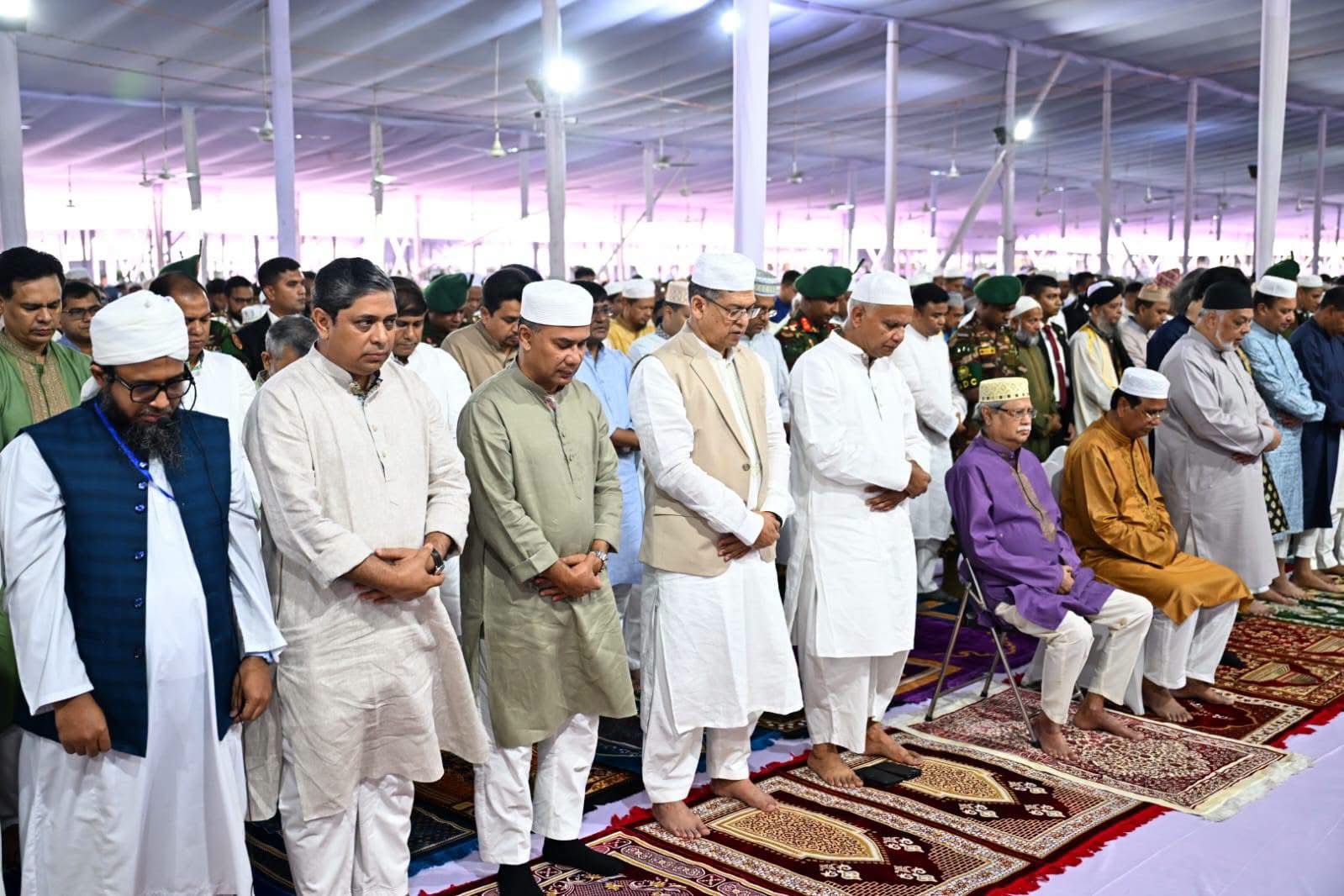 President, PM offer Eid-ul-Azha prayers at National Eidgah 