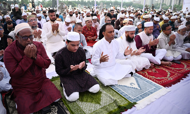 Eid-ul-Azha congregation held at JS Bhaban