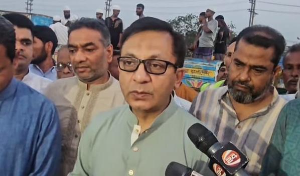 Muktadir vows to transform leather sector into developed industry