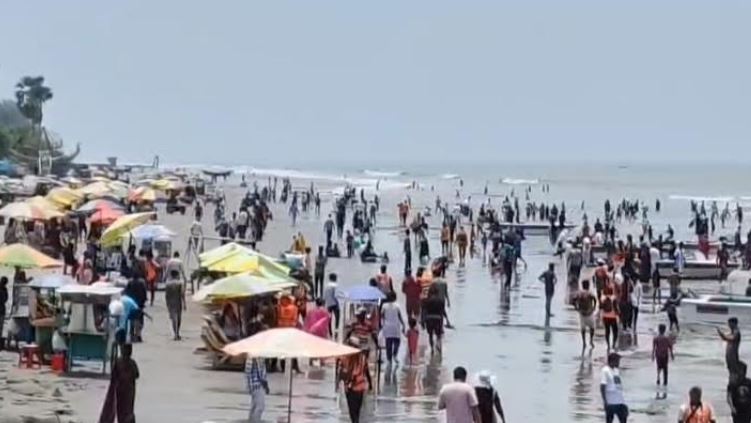 Tourist arrival increases in Kuakata after Eid-ul-Azha
