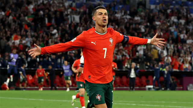 Ronaldo leads Portugal charge at sixth World Cup, Diaz shoulders Colombia hopes