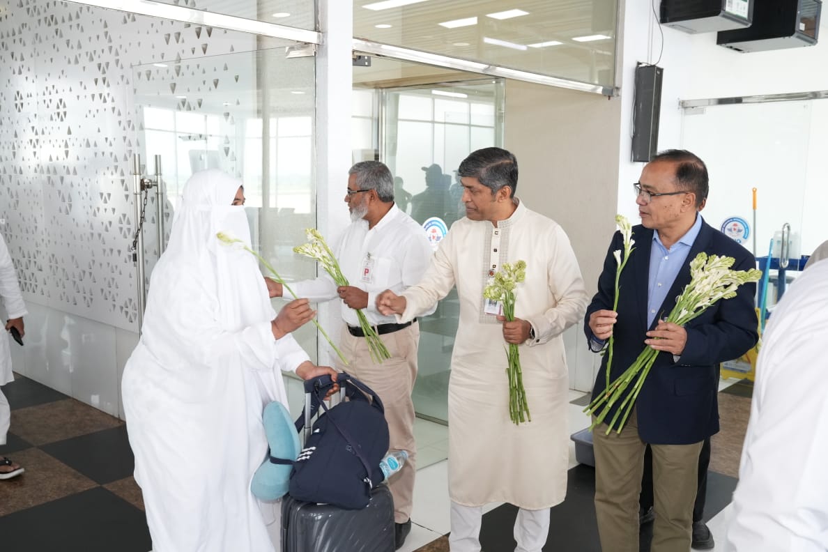 Biman begins post-Hajj flights