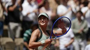 Kalinskaya battles into French Open quarter-finals