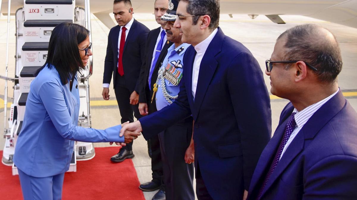 Venezuela's Rodriguez gets red-carpet welcome in India