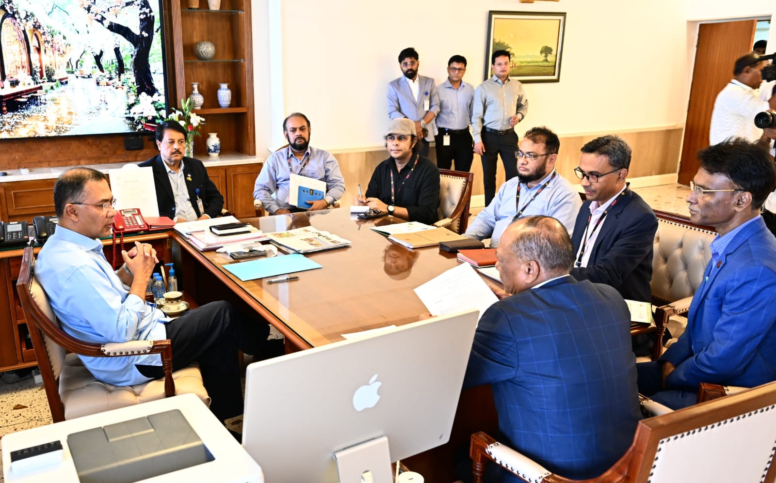 PM chairs meeting on climate message and World Environment Day programmes