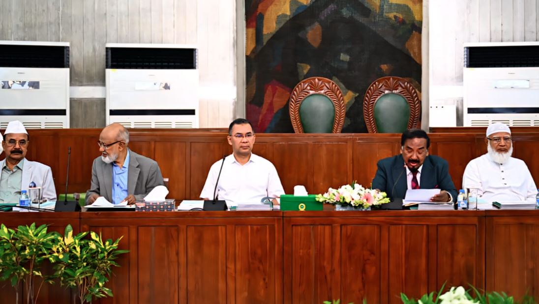 PM attends Parliamentary Business Advisory Committee meeting 
