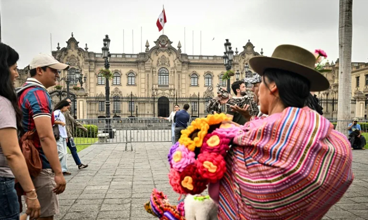 Peru presidential runoff too close to call