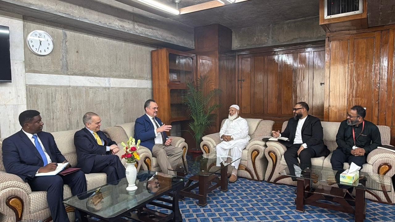 US ambassador meets opposition leader 