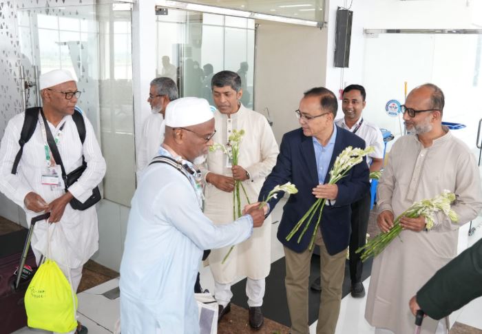 48,403 Bangladeshi Hajis return home