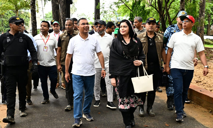 PM visits Dulahazara Safari Park in Cox's Bazar