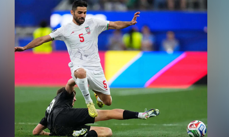 Iranians up at dawn to cheer their team at World Cup