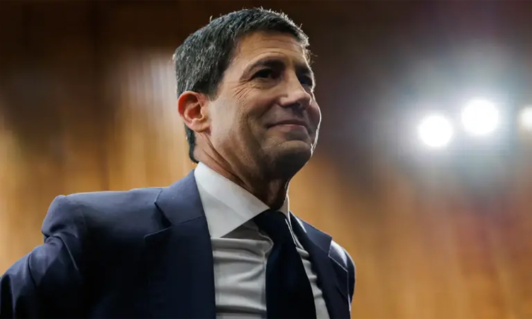 US Fed set to hold rates steady at Warsh's first meeting in charge