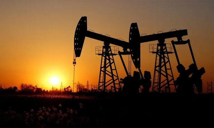 Oil drops below $80 on US-Iran deal