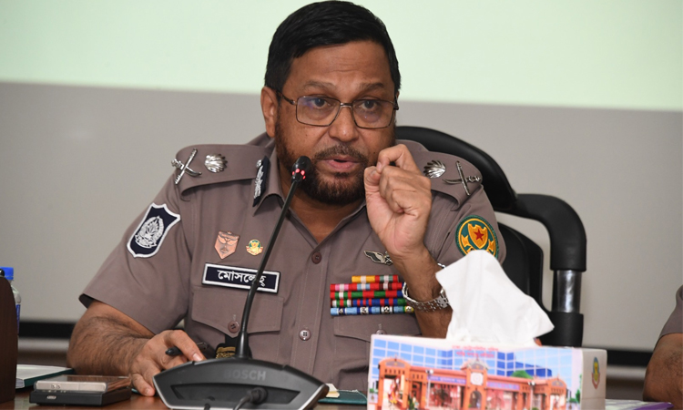 DMP Commissioner for strict vigilance to maintain law and order