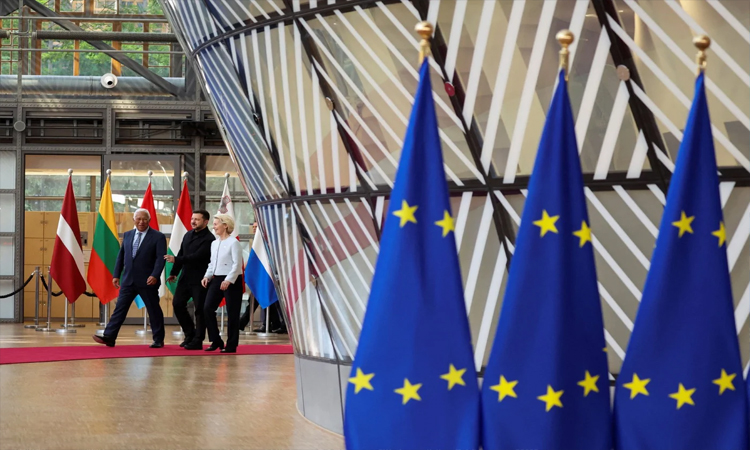 EU to develop new tools to tackle China export flood