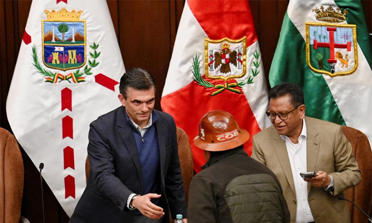 Bolivian government and trade unions reach agreement after six-week crisis