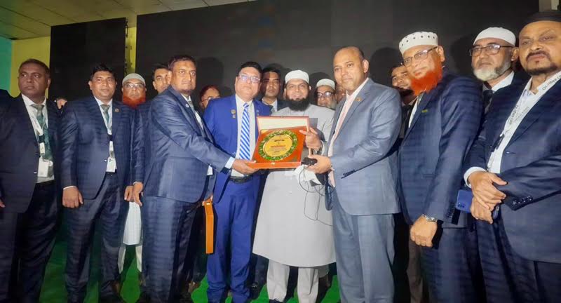 Day-long seminar for Otithi.com salesmen held in Rajshahi