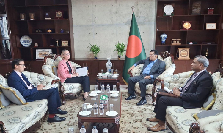 FM urges UK to sustain leadership role in Rohingya repatriation 