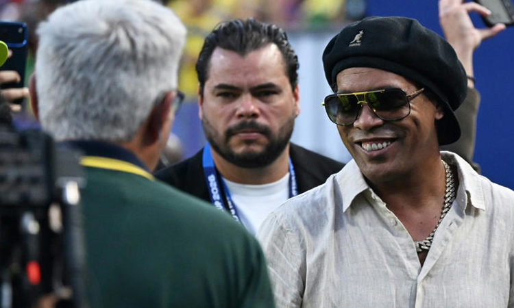Ronaldinho coming out of retirement to join Italian 3rd division side