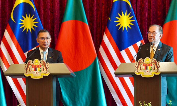 PM urges Malaysia to open labour market, hire more Bangladeshi workers 
