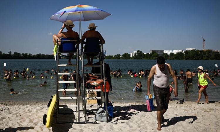 Europe wilts under record heat as AC sales soar