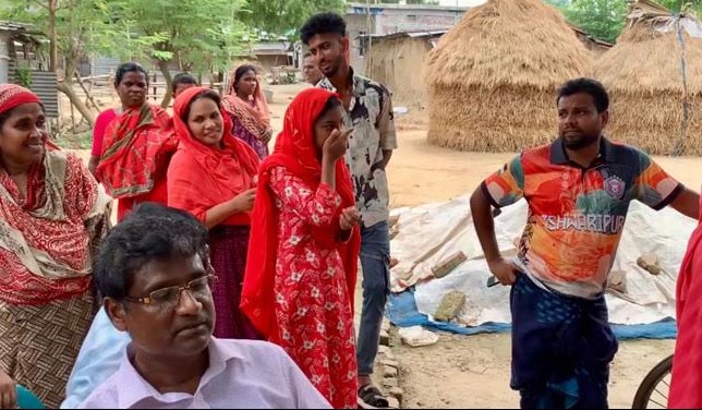People suffer as poultry farm wastes pollute environmental in Godagari