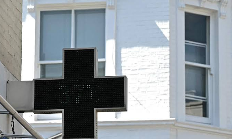 UK swelters in hottest June day on record at 35.7C: Met Office