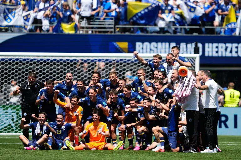 Bosnia beat Qatar to reach World Cup knockout stages for first time