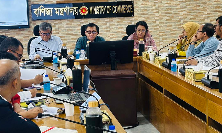 Muktadir for holiday operations to ease airport congestion