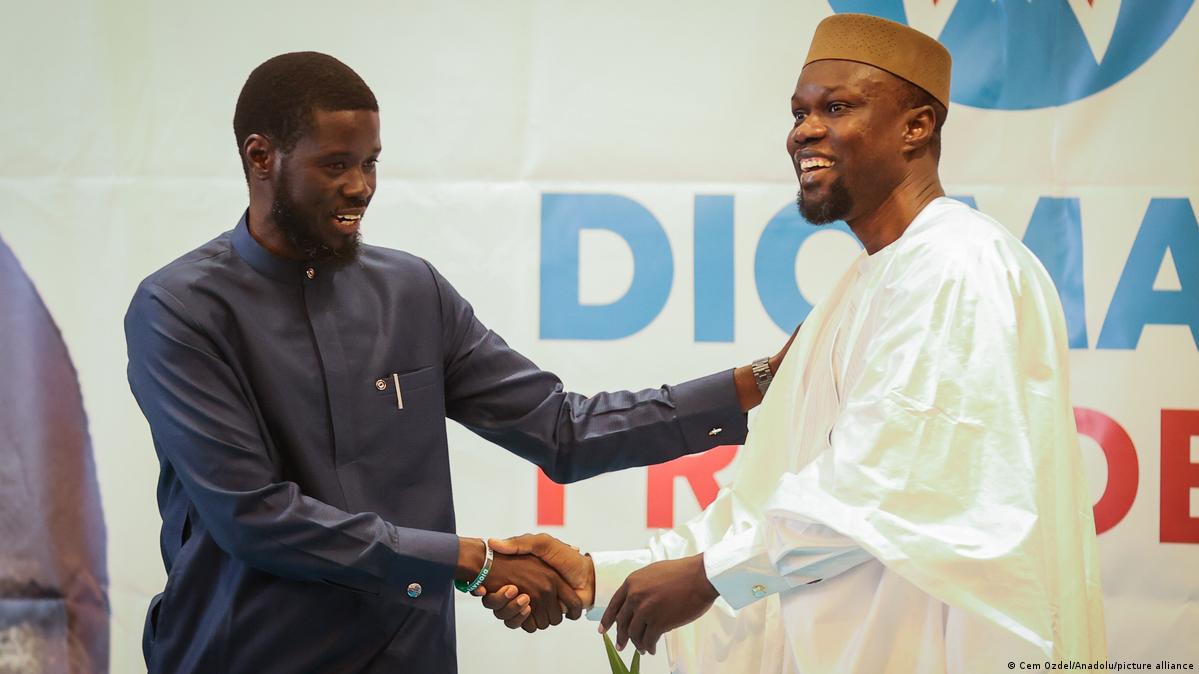 Senegal president to call referendum on constitutional reform