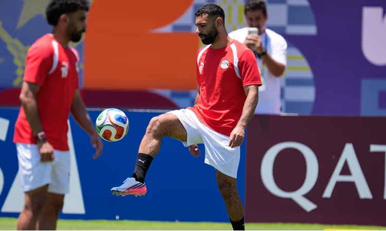 Salah starts for Egypt in World Cup knockout after injury