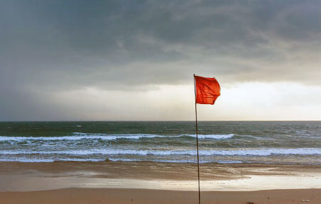 Local seaports asked to hoist warning signal 3