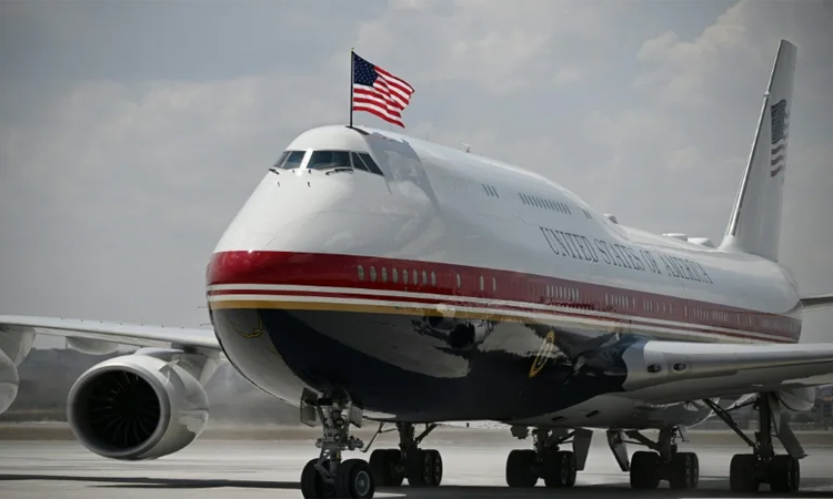 Trump skips new Air Force One on part of return from Turkey NATO summit