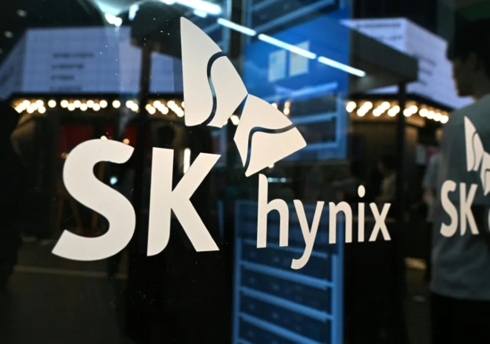 Chip titan SK hynix raises $26.5 bn in blockbuster US listing