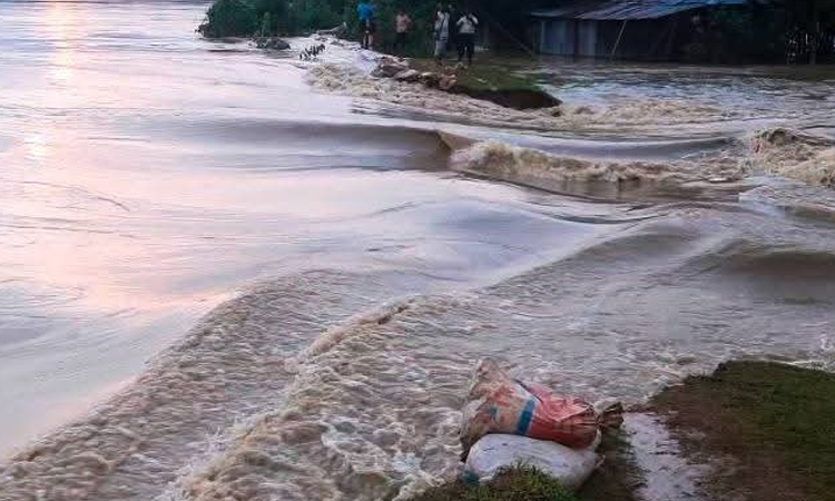 Floodwaters recede in southeast, fresh flood may loom in north, northeast