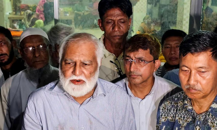 PM personally monitoring disaster situation : Iqbal Hossain
