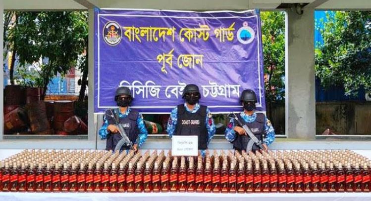 400 bottles of foreign liquor seized in Ctg