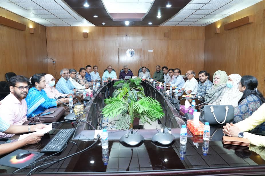 Discussion held between RU Vice-Chancellor and Provost Council