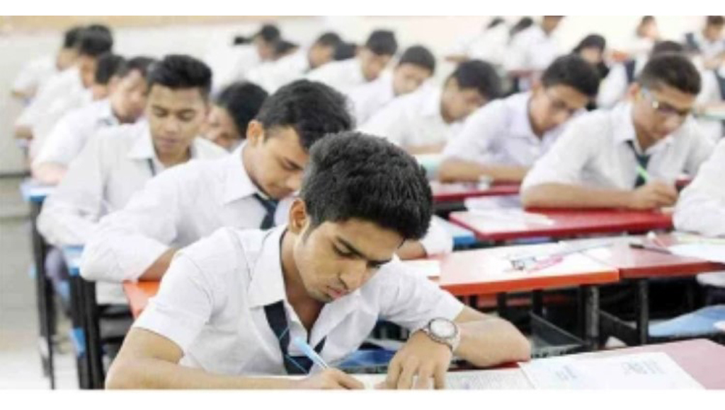 4 teachers served show-cause notices over HSC Physics question errors