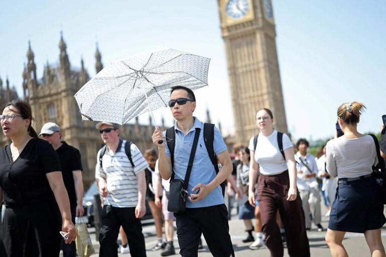 UK climate now hotter, sunnier: weather agency